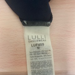 大人用バレエレオタード　ブラック　黒　LULLIの画像