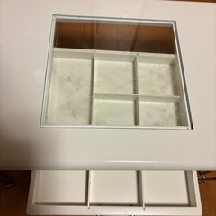 断捨離中⭐︎テーブル⭐︎難ありの画像