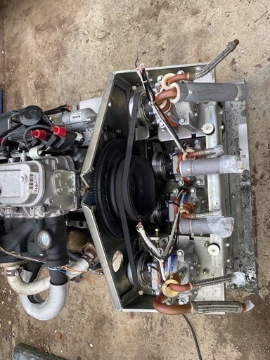 トヨタ 3Yエンジン 2000cc 
LPG仕様 　 