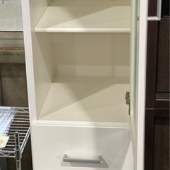 【7D10⑤】スリムキャビネットの画像
