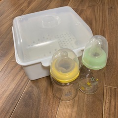 [お譲り先決まりました]粉ミルクストッカー、哺乳瓶･電子レンジ除...