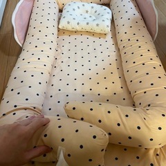 持ち運びベビーベッドクッション