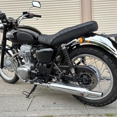 ⭐️車検令和9年4月❗️Kawasaki.W400⭐️シート・チェーン・プラグなどなど新品交換⭐️すぐに乗れます^_^400ccネイキッドバイク⭐️の画像