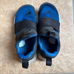 NIKE ナイキ　プレスト　エクストリーム　スニーカー　キッズ　18㎝　青×黒の画像