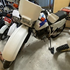 ホンダ　XLR250R