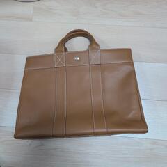 トートバッグ　男女兼用　中古