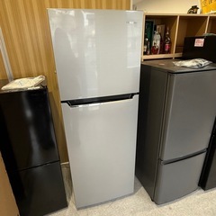 Hisense 2ドア冷凍冷蔵庫　227L 2019年製