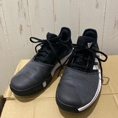adidasシューズ