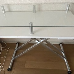 ガラス昇降式テーブル

