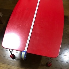 テーブル