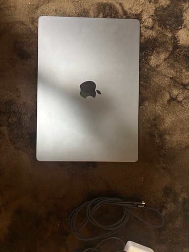 MacBook Pro M4 16G/512G 14インチ