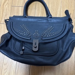 GUESSバック2つセット