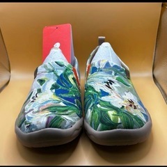 【新品・未使用タグ付】[UIN] レディースローファーフラットキャンバスシューズスリッポンボートシューズ花柄グラフィティシューズ美しい旅行シューズかかとなし軽くて快適の画像