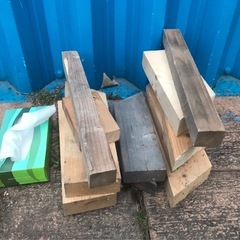 キャンプファイヤー薪用木材