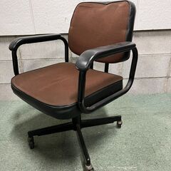 TOYO TAPER オフィスチェア 事務椅子 肘置き付 パソコンチェア 回転 キャスター レトロ 幅57cm×奥行57cm×高さ75cm（座高41cm） の画像