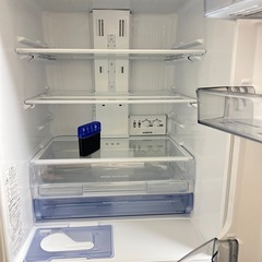 三菱冷蔵庫(330L・右開き) 3ドア (スズキ) 西川口のキッチン 三菱冷蔵庫(330L・右開き) 3ドア (スズキ) 西川口のキッチン