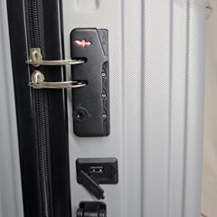 【わけあり】キャリーバッグ　多機能　未使用　キズあり　容量95Lの画像