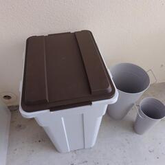決まりました🌞ニトリゴミ箱＊おまけのゴミ箱つき