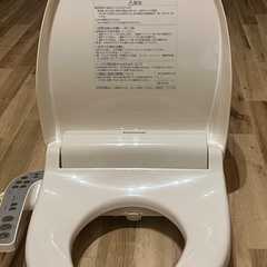 引き渡し決定　Panasonic ビューティートワレ　2018年製　簡易清掃済み　ウォシュレット　温水洗浄便座の画像