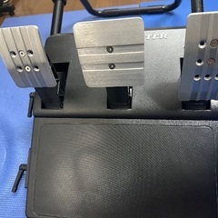 Thrustmaster T300RS GTEdition＋レーシングシートの画像