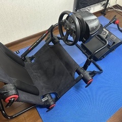 Thrustmaster T300RS GTEdition＋レーシングシートの画像