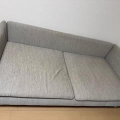 IKEA SÖDERHAMN ソーデルハムン 3人掛けソファ　アームレスト付きの画像