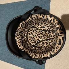 半ヘルメットの画像