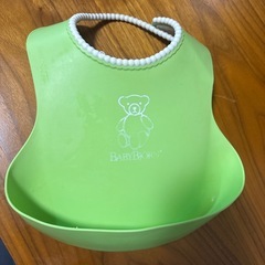 ベビービョルン　シリコンビブ　食事用エプロンの画像
