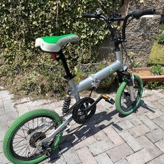 6段変速折りたたみ自転車の画像