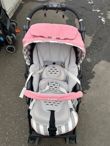 期間限定値下げ中】コンビベビーカー