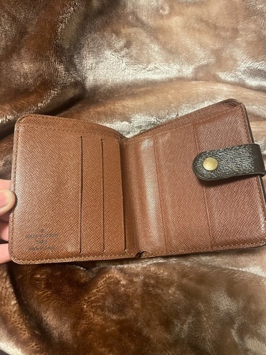 LOUIS VUITTON 三つ折り財布