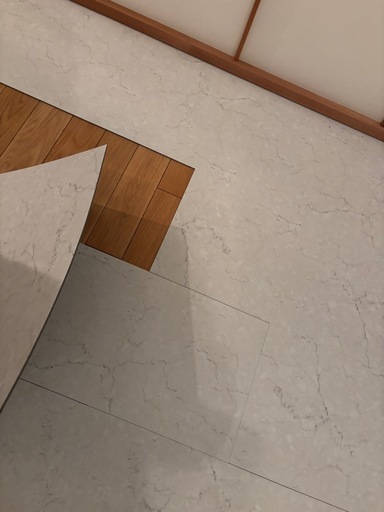 石目調フロアタイル 賃貸でも使える