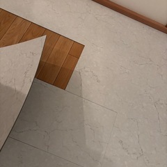 石目調フロアタイル 賃貸でも使える