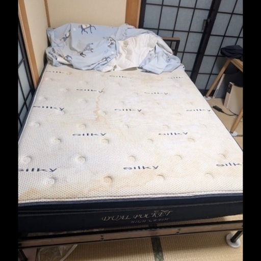 ニトリ Silky ダブルベッド/マットレス