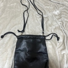 巾着バッグ　バッグ　ショルダーバッグの画像
