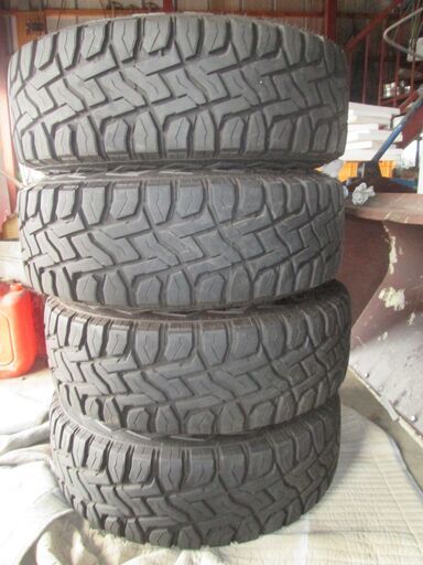 MID ナイトロパワー H12 ショットガン 17インチ LT265/70R17　4本