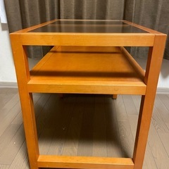 ガラス板テーブルの画像