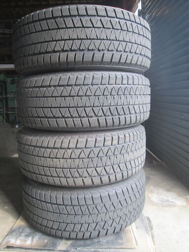 MID ナイトロパワー クロスクロウ LT265/70R17スタッドレス4本 MID ナイトロパワー クロスクロウ LT265/70R17スタッドレス4本