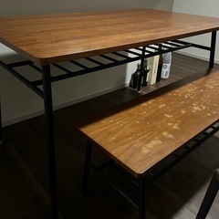 4/12か13日希望！ダイニングテーブル&チェア　4点セットの画像