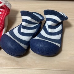 再度お値下げしました❣️ベビーシューズ　AnyFeet(12.5㎝) Attipas(11.5㎝)まとめ売りの画像