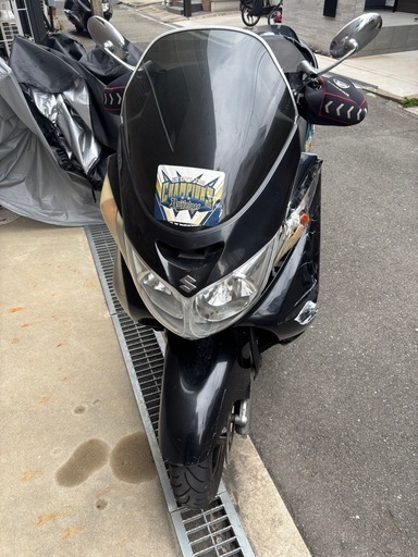 中型バイク　スズキ　スカイウェイブ　250cc