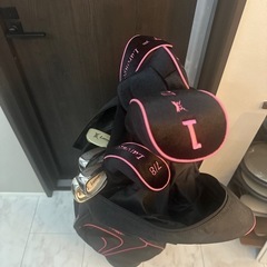 【取引中】Larouge レディースゴルフクラブセットの画像