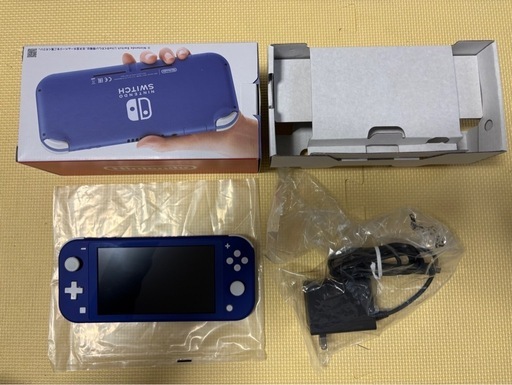 ニンテンドーSwitchライト　カセット込み