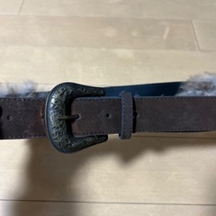 【値下げしました】ベルト　リアルファー付き