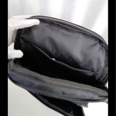 【激安】ブラックナイロンリュック・フリンジ付きの画像
