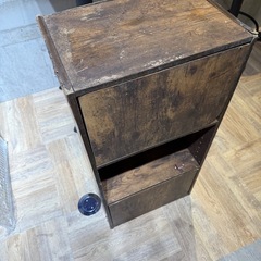 3段カラーボックスの画像