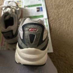 スニーカーの画像