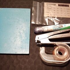 中古文具諸々　カード電卓　ホチキス　セロテープ　修正ペン　ゴム版