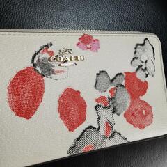 COACH長財布　柄の画像