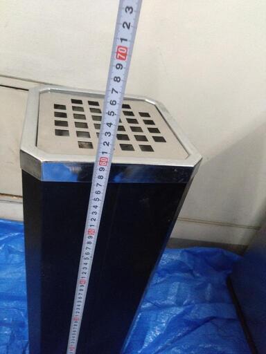 灰皿C オンライン決済用【中古/引取/複数有】業務用 立ち灰皿(黒 灰皿C オンライン決済用【中古/引取/複数有】業務用 立ち灰皿(黒